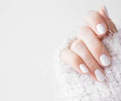 Manicure-At-Home-With-Privai